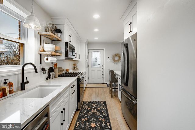 1808 HAWTHORNE AVE, Havertown, PA 19083