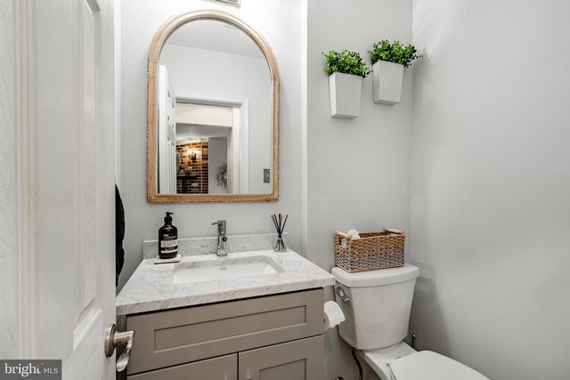 1808 HAWTHORNE AVE, Havertown, PA 19083