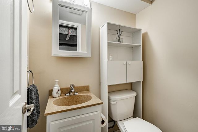 1808 HAWTHORNE AVE, Havertown, PA 19083