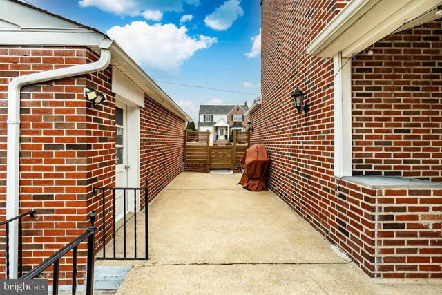 1808 HAWTHORNE AVE, Havertown, PA 19083