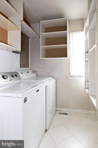 61 OAK FOREST DR, Sicklerville, NJ 08081