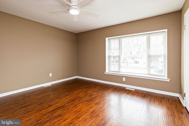 61 OAK FOREST DR, Sicklerville, NJ 08081