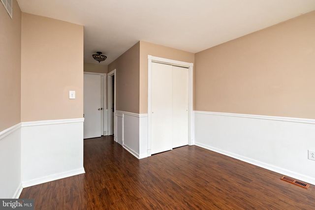 61 OAK FOREST DR, Sicklerville, NJ 08081