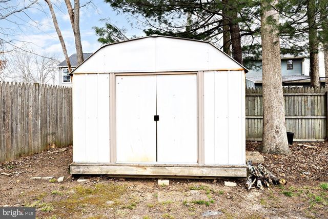 61 OAK FOREST DR, Sicklerville, NJ 08081