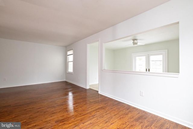 61 OAK FOREST DR, Sicklerville, NJ 08081