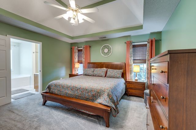 111 Terry Ln, Cottontown, TN 37048