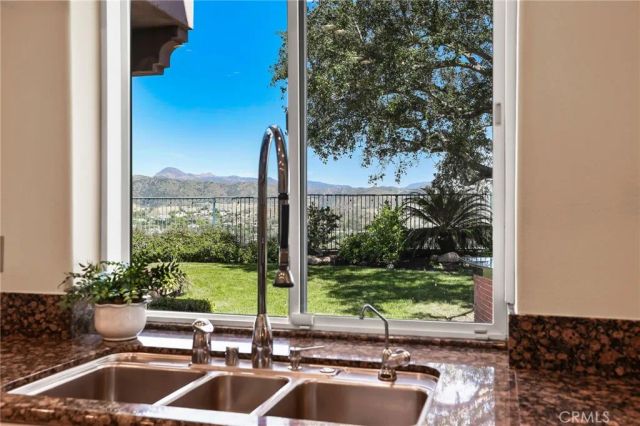 8 Panorama, Coto De Caza, CA 92679