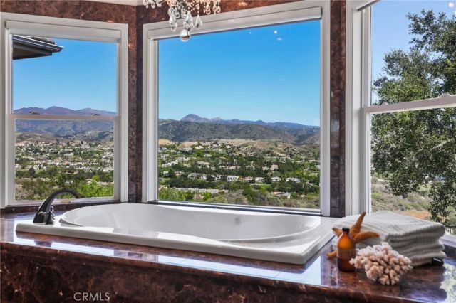 8 Panorama, Coto De Caza, CA 92679