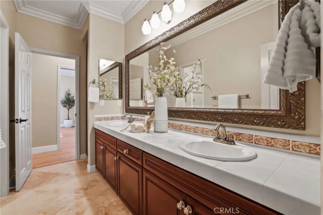 8 Panorama, Coto De Caza, CA 92679