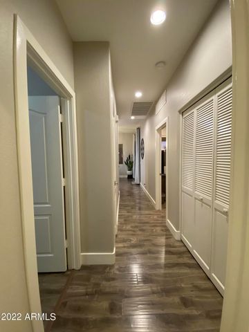 2042 W PERIWINKLE Way, Chandler, AZ 85248