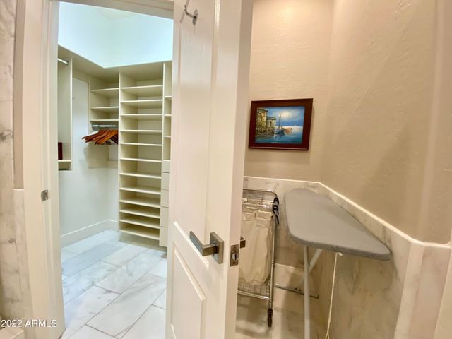 2042 W PERIWINKLE Way, Chandler, AZ 85248