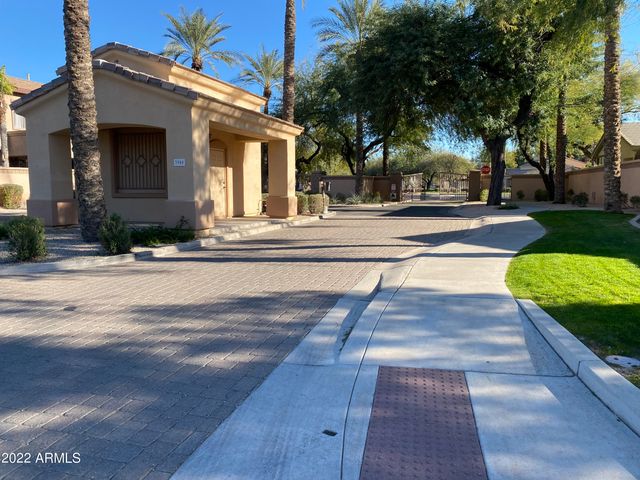 2042 W PERIWINKLE Way, Chandler, AZ 85248