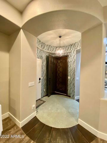 2042 W PERIWINKLE Way, Chandler, AZ 85248