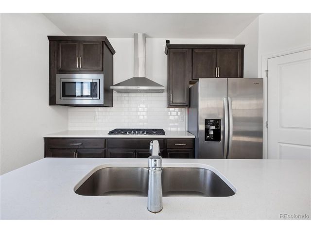 2443 Cottongrass Ave, Loveland, CO 80538