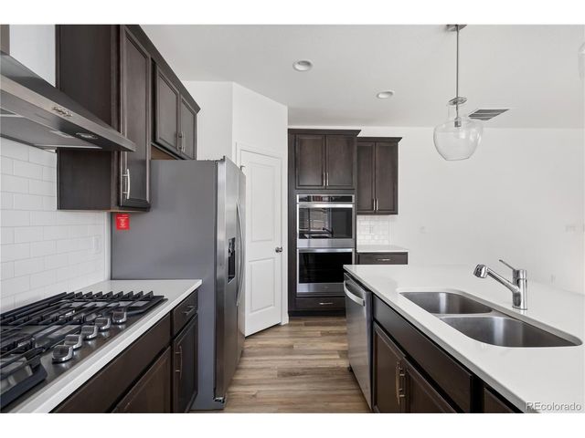 2443 Cottongrass Ave, Loveland, CO 80538