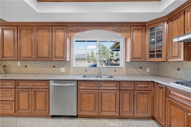 2134 Baseline Road, La Verne, CA 91750