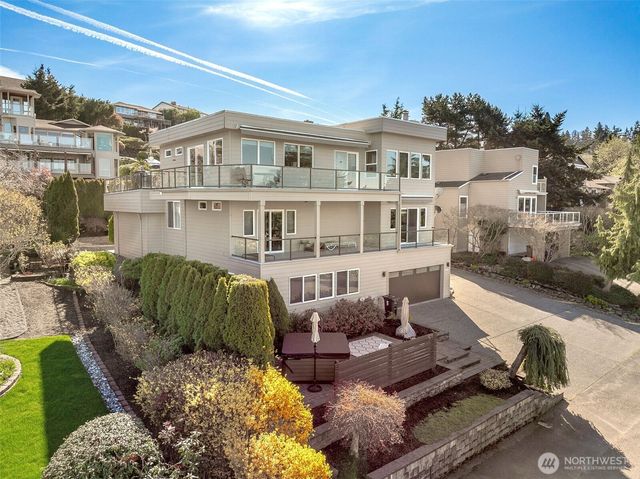 5711 Upland Terrace NE, Tacoma, WA 98422