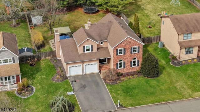 96 Beechwood Cir, Hillsborough Twp., NJ 08844