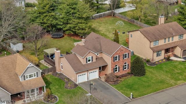 96 Beechwood Cir, Hillsborough Twp., NJ 08844