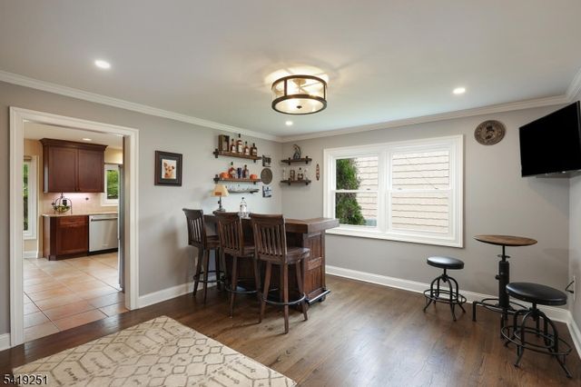 96 Beechwood Cir, Hillsborough Twp., NJ 08844