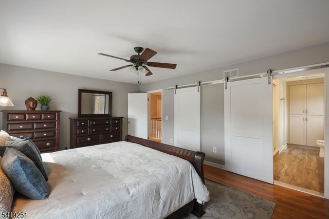 96 Beechwood Cir, Hillsborough Twp., NJ 08844