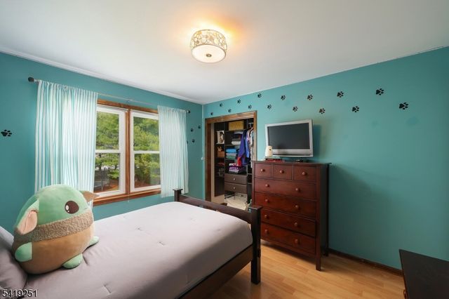 96 Beechwood Cir, Hillsborough Twp., NJ 08844