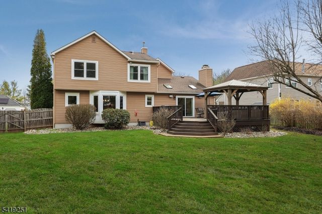 96 Beechwood Cir, Hillsborough Twp., NJ 08844