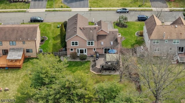 96 Beechwood Cir, Hillsborough Twp., NJ 08844