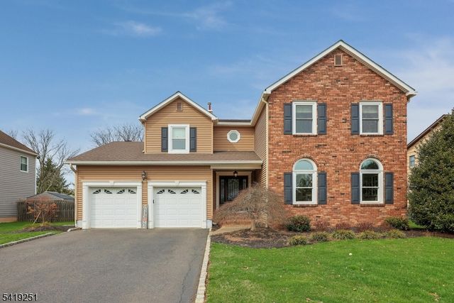 96 Beechwood Cir, Hillsborough Twp., NJ 08844