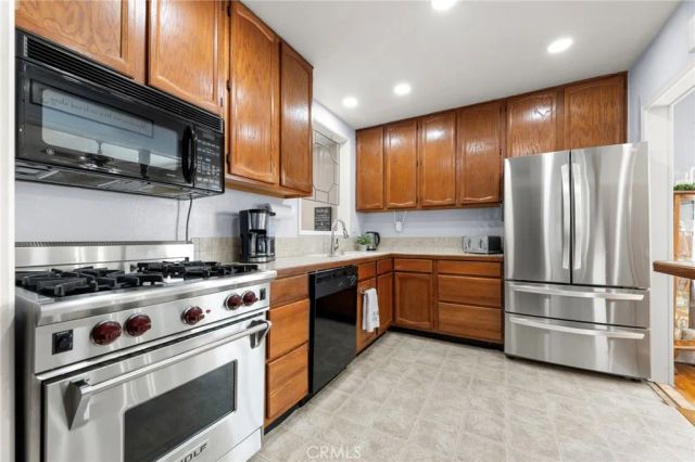 4168 Obispo Avenue, Lakewood, CA 90712