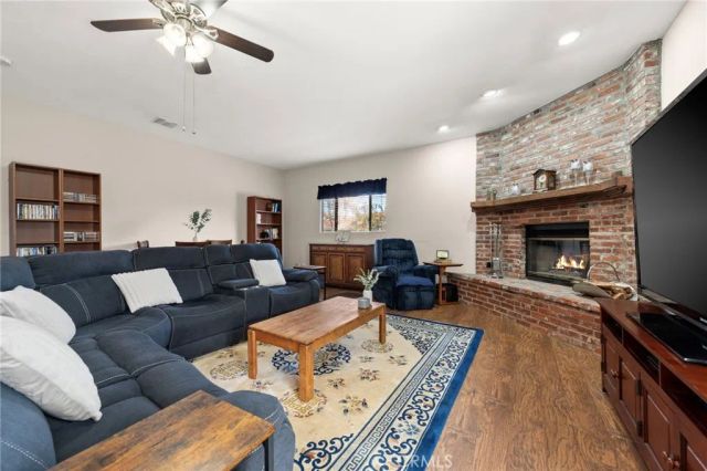 4168 Obispo Avenue, Lakewood, CA 90712