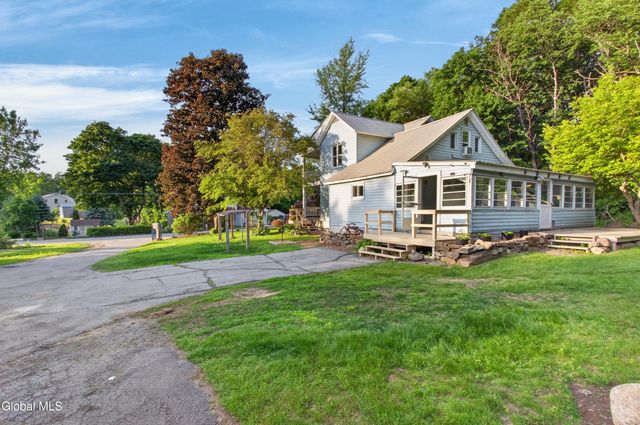 325 Pine Street, Corinth, NY 12822