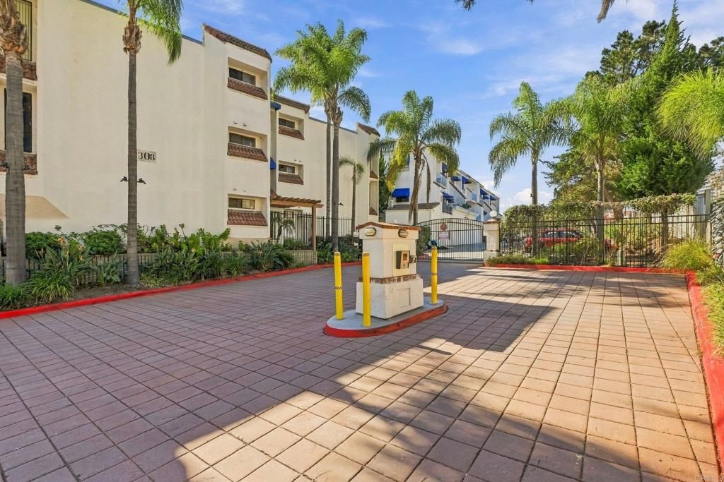 8310 Regents Road 3H, San Diego, CA 92122 — photo 3