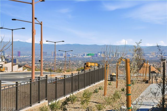 12460 Kings Creek Place, Las Vegas, NV 89138