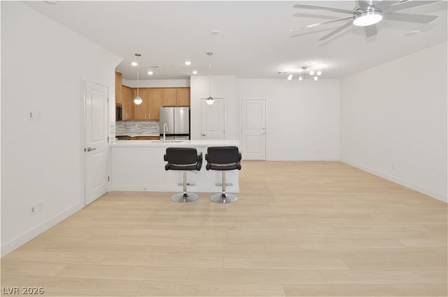 12460 Kings Creek Place, Las Vegas, NV 89138