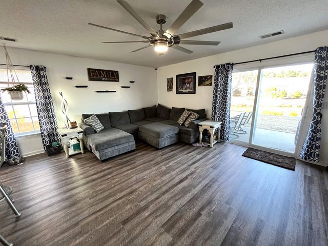 630 Glen Haven Dr., Myrtle Beach, SC 29588