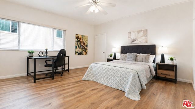 5139 Balboa Boulevard 12, Encino (los Angeles), CA 91316