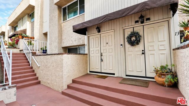 5139 Balboa Boulevard 12, Encino (los Angeles), CA 91316