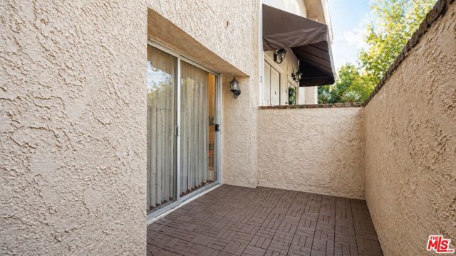 5139 Balboa Boulevard 12, Encino (los Angeles), CA 91316