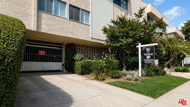 5139 Balboa Boulevard 12, Encino (los Angeles), CA 91316