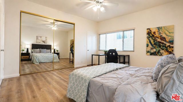 5139 Balboa Boulevard 12, Encino (los Angeles), CA 91316