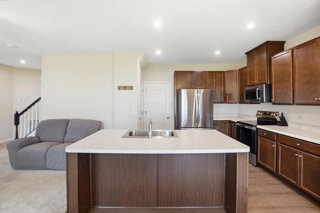 3806 Mason Lane, Grove City, OH 43123