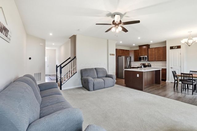 3806 Mason Lane, Grove City, OH 43123