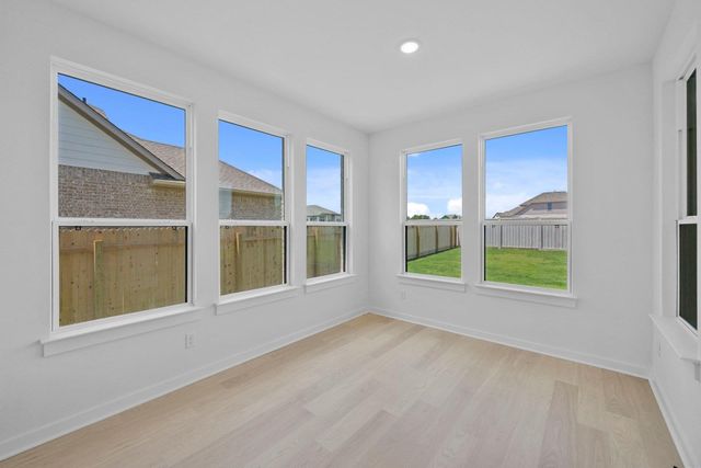 225 Pacific Grove CIR, Liberty Hill, TX 78642