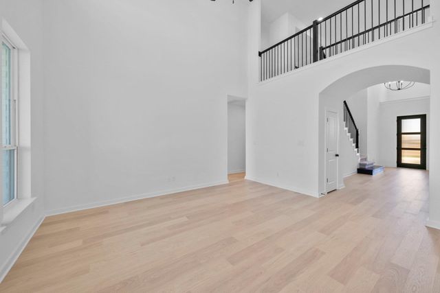 225 Pacific Grove CIR, Liberty Hill, TX 78642
