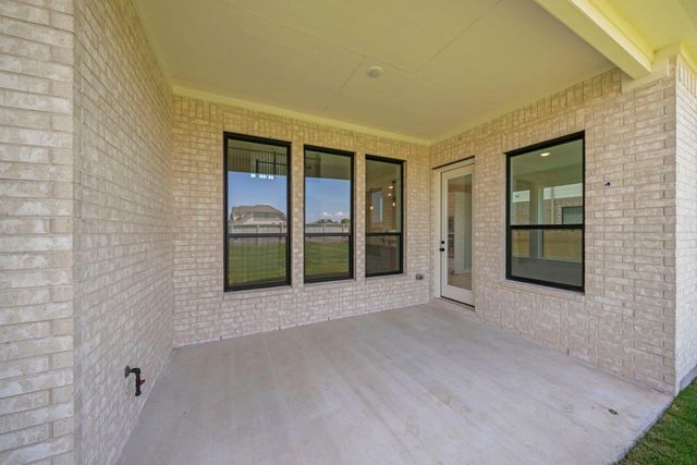 225 Pacific Grove CIR, Liberty Hill, TX 78642