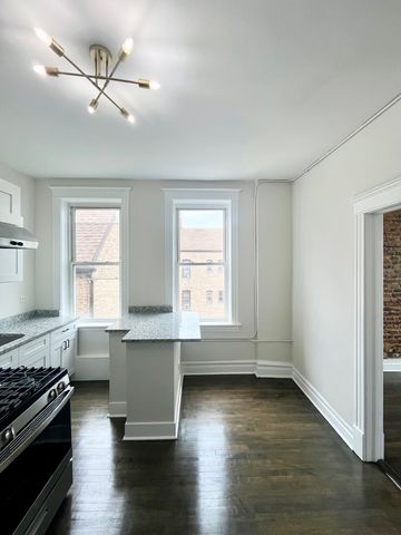 2512 S Trumbull Avenue 2R, Chicago, IL 60623