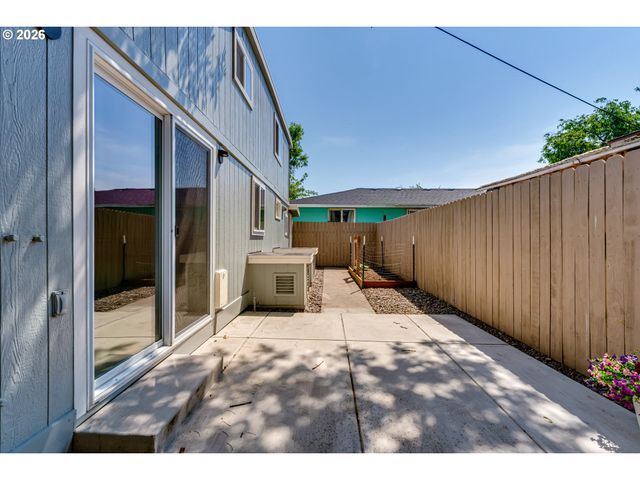 925 GRANT St, Eugene, OR 97402