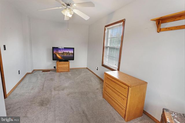 650 W 7TH ST, New Castle, DE 19720
