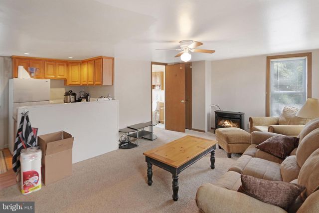 650 W 7TH ST, New Castle, DE 19720